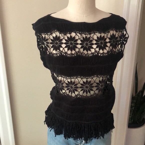 Alice and Olivia crochet sleeveless top sz XS - Picture 2 of 8